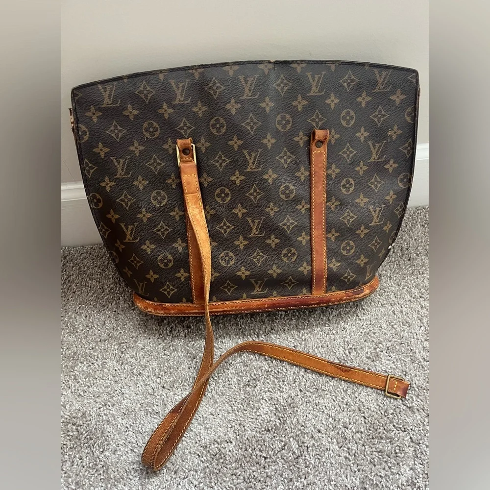Authentic Louis Vuitton Monogram Babylone Purse - Picture 4 of 11